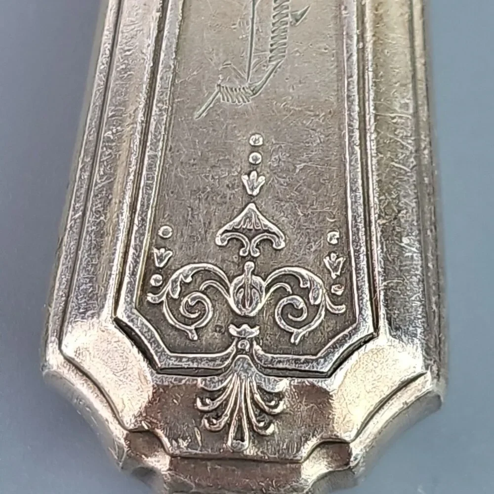 Vintage Oneida Lady Grace 1933 Tudor Silverplate 18 Pc Flatware Set Monogram J